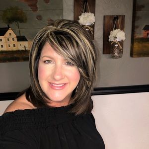 Meet your Posher, Joni